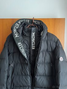 Moncler zimná bunda XL - 2