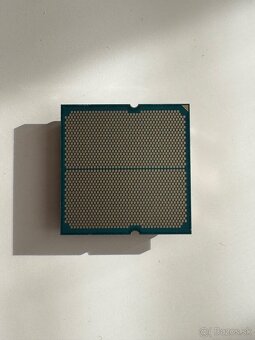 AMD Ryzen 7 7700X (8 jadrový 16 vlákien) socket AM5 - 2