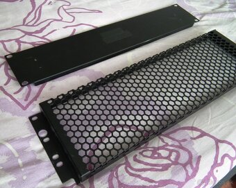 Predam Rack ventilacny panel+zaslepovaci - 2