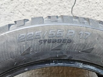 Predám 4x zimné pneumatiky Michelin x-ice north 3 225/55 r17 - 2