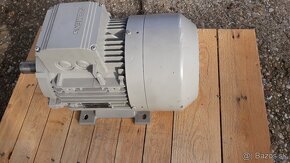 Predám elektromotor 11kW 380V - 2