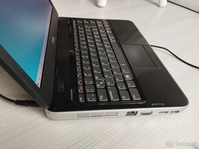 Dell Vostro 1440 na náhradné diely vcelku - 2