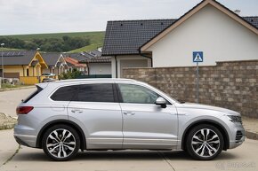 Volkswagen Touareg 3.0 V6 TSI Elegance 4Motion Tiptronic - 2