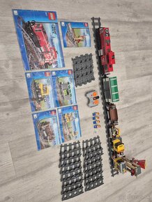 LEGO VLAK 3677 Red Cargo Train - 2