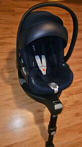 Cybex vajíčko spolu s Isofix základňou - 2