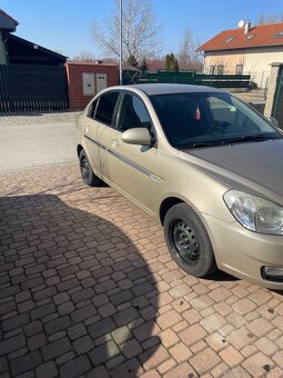 Hyundai Accent 1,5 CRDI - rok 2010 - 2