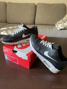 NIKE AIR MAX 90 ULTRA ESSENTIAL - 2