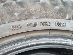 Pneu 255/55 R18 - 2