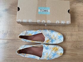 Espadrilky TOMS v.40 - 2