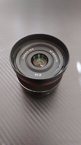 Samyang AF 24mm F2.8 - 2