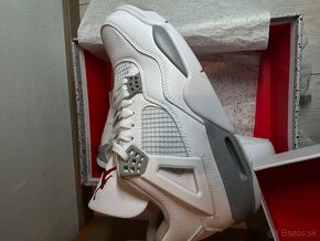 Air Jordan 4 White Oreo - 2