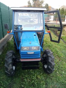 Japonský malotraktor 4x4 Iseki TA 317 - 2