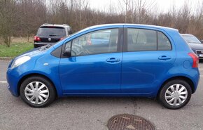 TOYOTA YARIS 1.3 VVT-I BASE COOL - 2