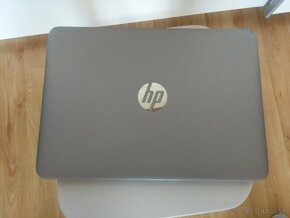 predám HP Elitebook 725 G4 , 128gb ssd , 8gb ram - 2