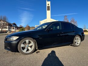 BMW 330ix E90 - 2