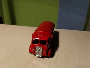 Matchbox lesney regular wheels Petrol tanker - 2