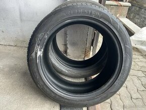 Letné Pneu 235/45r18 - 2