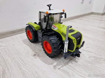 Bruder traktor Claas - 2