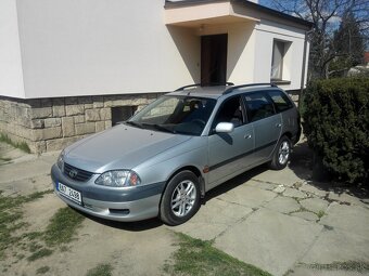 Toyota Avensis Combi 2.0 VVTi 110kW - 2