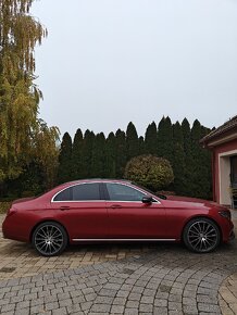 Mercedes E220d w213. 84 tis.km TOP stav - 2