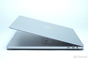 ZÁRUKA/Macbook Pro 16" TB CTO/I9 2.3GHZ/32GB RAM/1TB SSD/CZ - 2