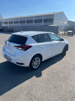 Toyota Auris 1,6 benzín 2016-2019 - 2