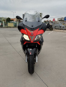 Aprilia SR 300 Max - 2