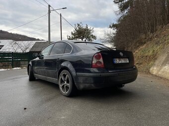 Volkswagen PASSAT 1.9 TDI - 2