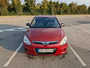 Predám Hyundai i30 1.4 80kW, r.v. 2008, iba 99 xxx km - 2