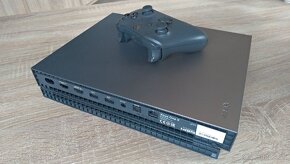 Xbox one x - 2