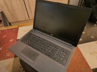 HP 250 G7 - 2