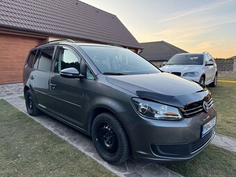 Volkswagen Touran 1.6tdi  DSG 77kw 2011 - 2