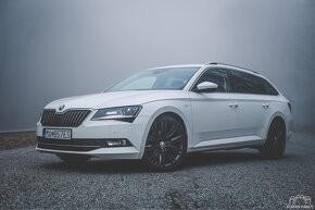 Škoda Superb Combi 2.0 TDI 4x4 Laurin & Klement 86 000 km - 2