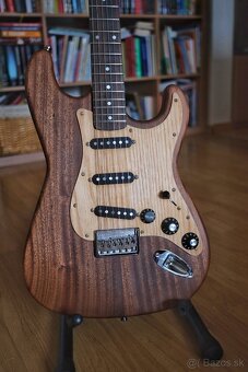 Stratocaster Rosenglobe - 2