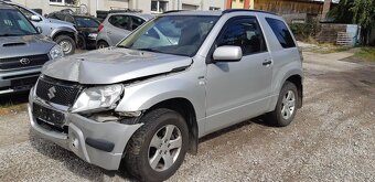 Suzuki grand vitara 1,9ddis 3 dver - 2