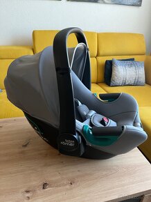 Britax Römer baby-safe 3 i-size - 2