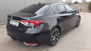 Toyota Corolla 1.8 Hybrid,kup SR,max vybava EXECUTIVE - 2