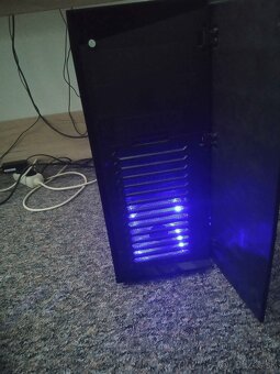 i5 6500, 16GB RAM, GTX 970, SSD 512 - 2