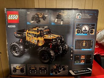 LEGO Technic 42099 4x4 - 2