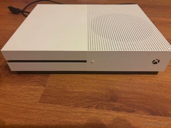 Vymením/predám XBOX One S (biela) - 2