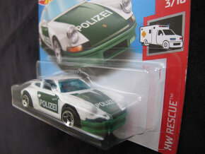 Hot Wheels 71 Porsche 911 Policajný - 2