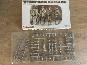 Model 1/35 Dragon 6307 Totenkopf Division, Budapest 1945 - 2