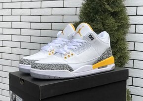 Nike Air Jordan 3 Retro - 2