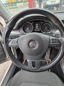 Volkswagen Passat Variant 2.0 TDI BMT Comfortline DSG - 2