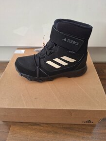 Adidas Terrex Snow, úplne nové, č. 35 - 2