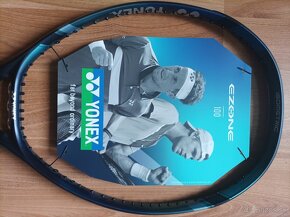 Tenisová raketa YONEX EZONE 100. - 2