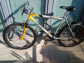 Bicykel Kelly's Salamander 26″ kolesá M/L rám 3×9 Deore LX - 2