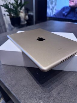 IPad 5. generácia GOLD 128GB - 2