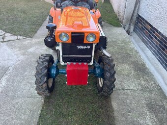 Kubota B7000 4x4 diesel + malá vlečka - 2