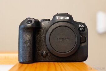 Canon EOS R6 - 2